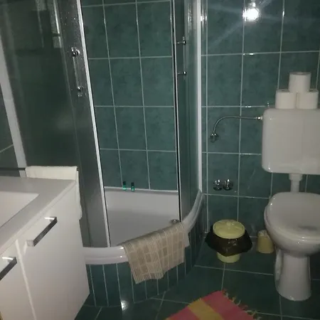 Katarina Apartment *