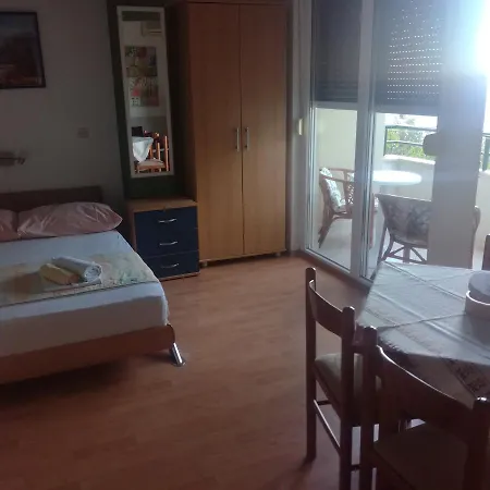 Katarina Apartment *